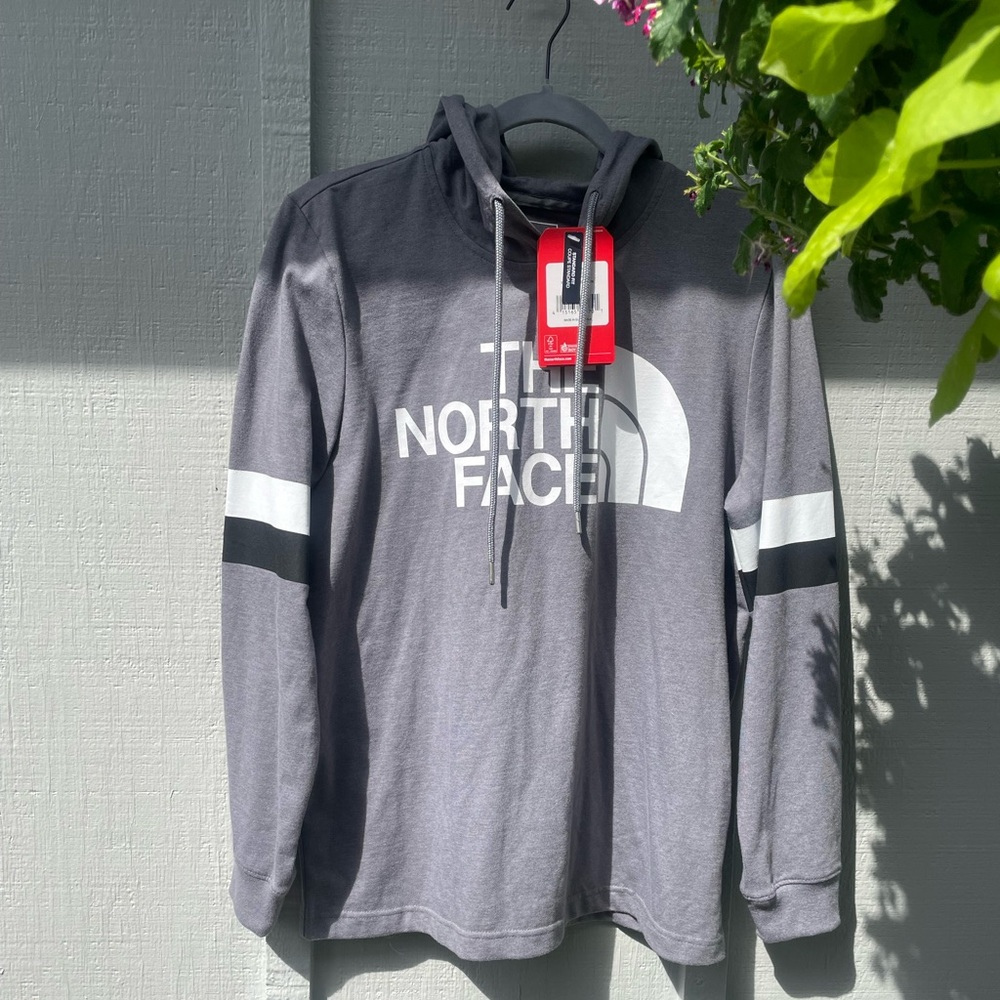 NWT The North Face Gray Pullover Hoodie